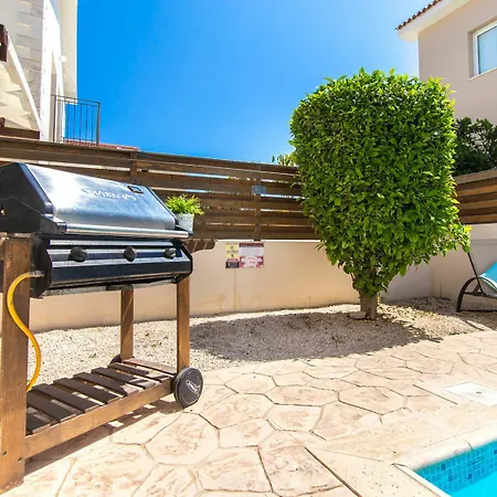 007 Villa Protaras