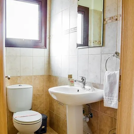 Protaras Holiday Villa 007