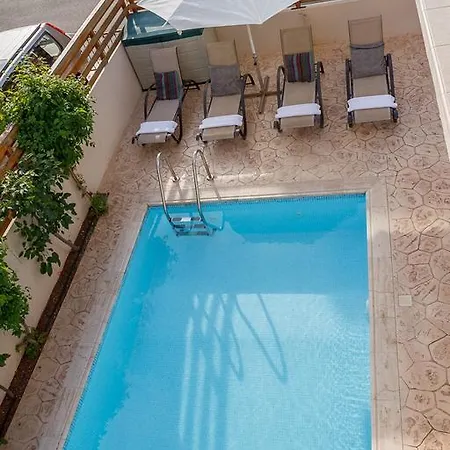 007 * Protaras