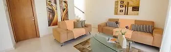 Villa 007 *