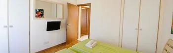 007 Villa *